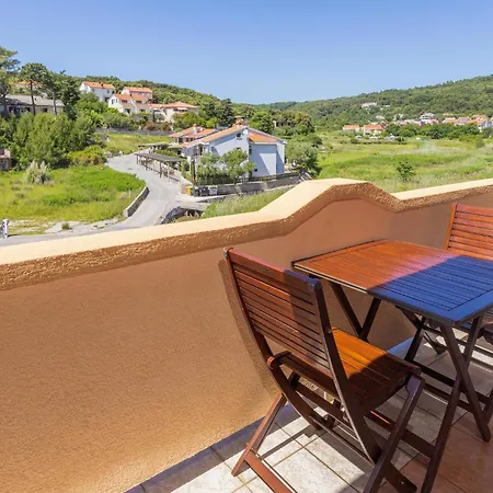 Apartment 1 Bedroom Beautiful In
