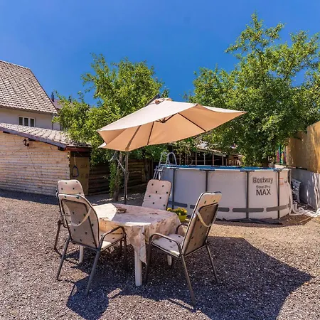 1 Bedroom Beautiful In